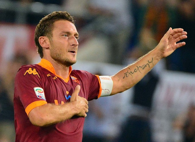 Minden megváltozik: bejelentés Totti pályafutásáról