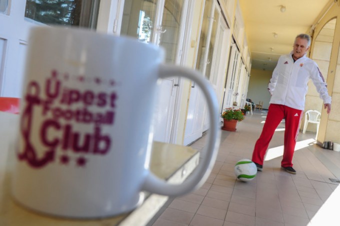 Törőcsik még mindig táncol, a Fradi örökös bajnoka is látogatja