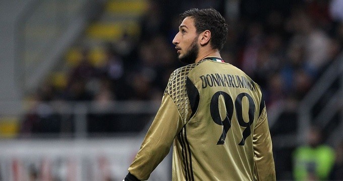 Saját kapujába fejelt gólt a Milan kapusa - videó