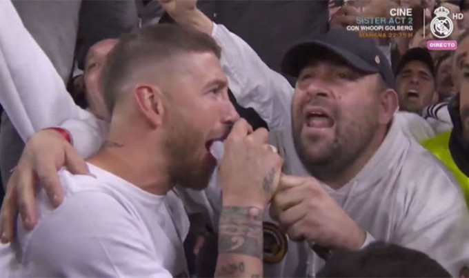 Ramos éneke az ultrákkal a továbbjutás után - videó