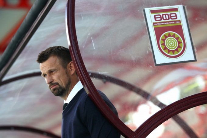 Orosz szakember váltja Mancinit a kispadon