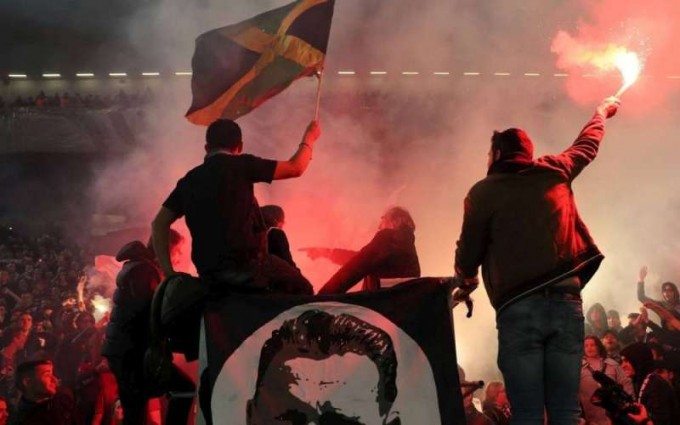 Az ultrákkal pirózott a francia klub elnöke – VIDEÓ