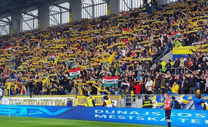 DAC-Slovan: súlyos hazai bírság a magyar zászló miatt