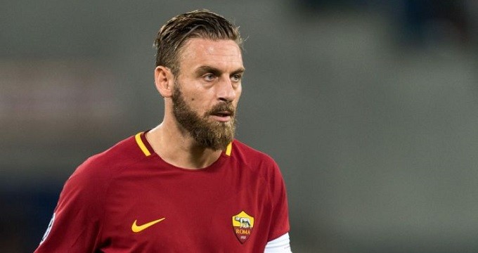 Így pofozta le ellenfelét De Rossi - videó