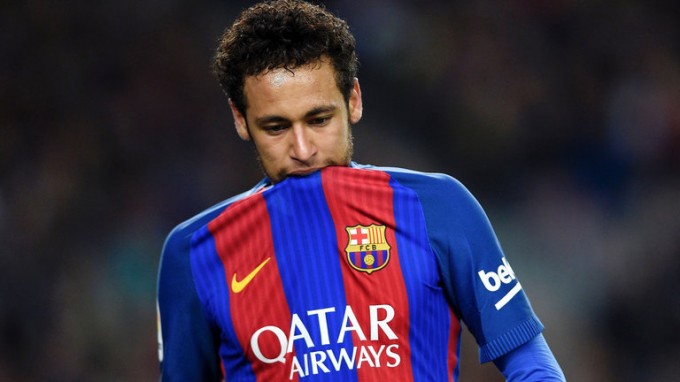 Döntött a Barcelona Neymarról