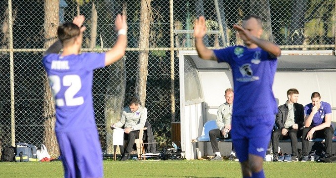 Egy gólos előnyt adott le az Újpest