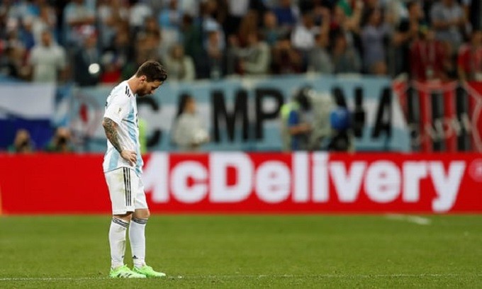 Kommentár nélkül: Messi és Maradona bánata - videó