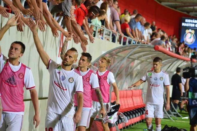 Kisvárdai ultrák a Fradi elleni stadionavatón - képek