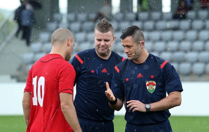 Bíróküldés: Berke Balázs vezeti a forduló rangadóját