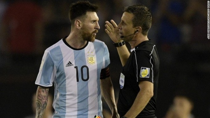 Messi csettint, az UEFA bólint: Megkegyelmeztek az argentínnak