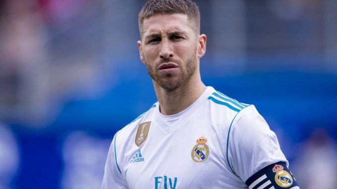 Ramos Iniesta mezével pózolt - kép