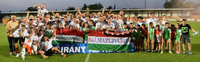 Felcsútról erősítene a másik újonc