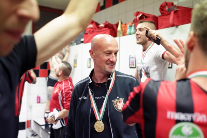 A legnagyobb világsztárokkal együtt jutalmazták Marco Rossit Olaszországban