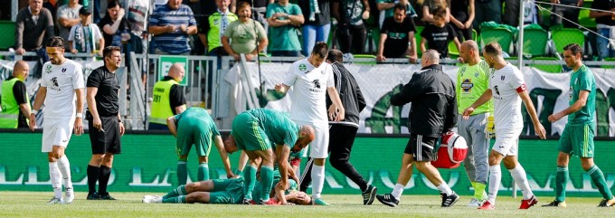 Haladás: arccsonttörés, agyrázkódás, orcsonttörés után