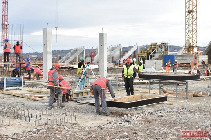 Alakul a stadion Diósgyőrben
