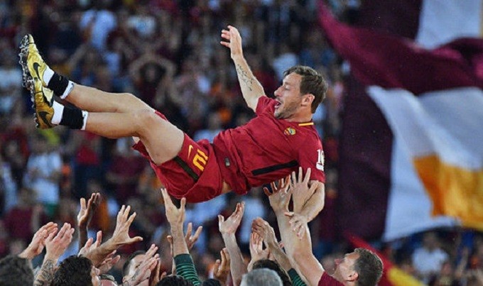 Egy legenda szavai: Totti búcsúlevelet írt Rómához