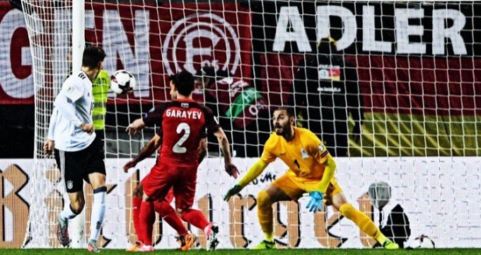 Felső sarokba sarkaltak gólt a németek - videó