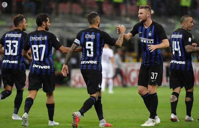 Icardi ultraként tesztelte a reklámtáblát – videó
