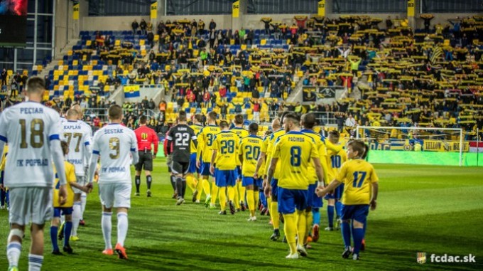 Minden jegy elkelt! Telthez várja a Slovant