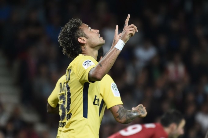 Neymar parádésan mutatkozott be a PSG-ben
