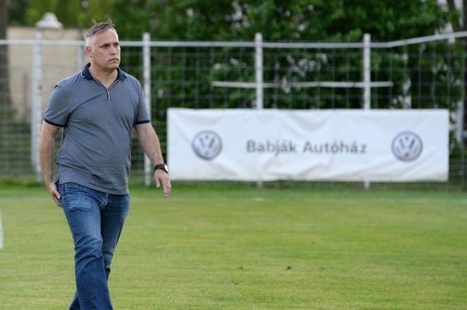Szpari: ezért köszöntek el az edzőtől