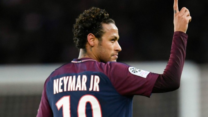 Neymar bejelentette, hol folytatja