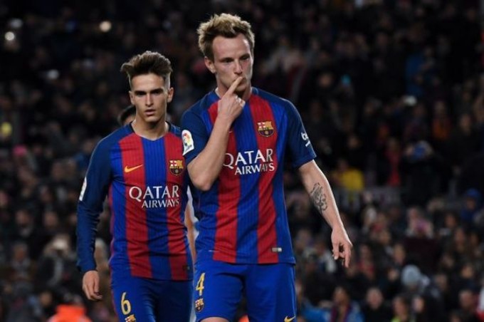 Hosszabbított a Barca középpályájának motorja