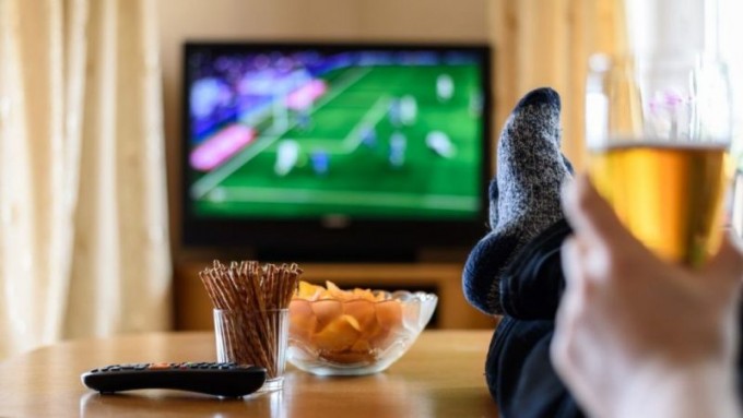 Keddi focimeccsek és televíziós közvetítések