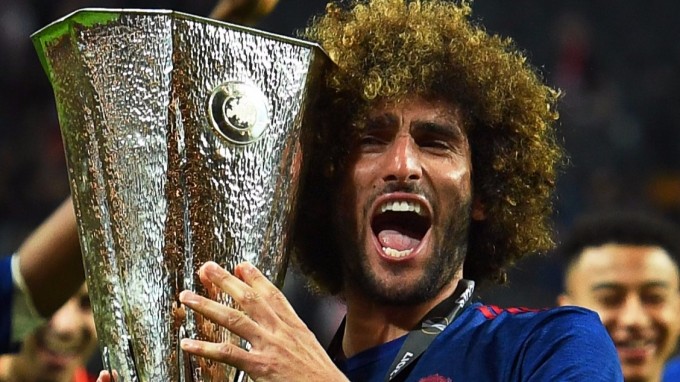 MU: Felliani lelép