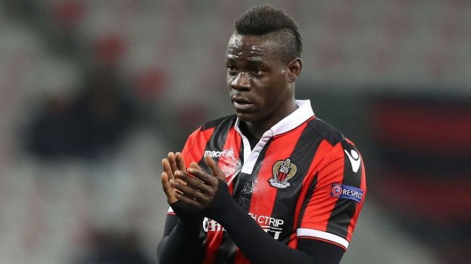 Angol sztárcsapat vinné Balotellit