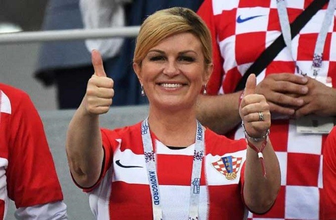 Ez a nem semmi: a horvát elnökasszony az öltözőben - videó