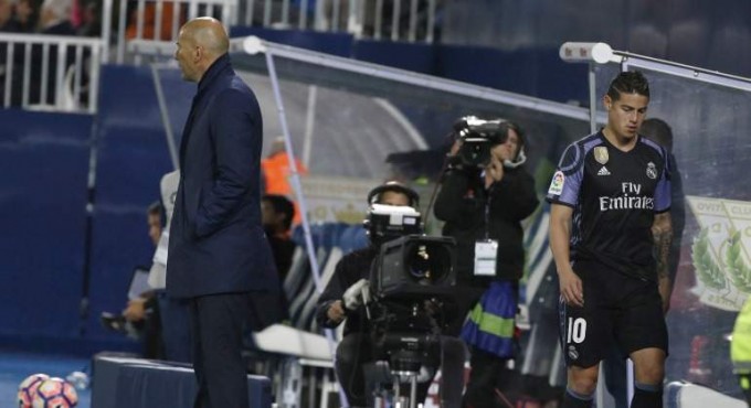 Zidane „kurv* anyját” szidalmazta lecserélése után