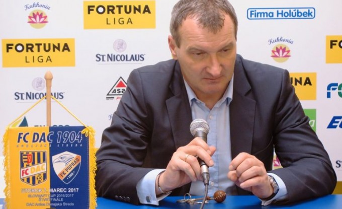 Bréking: távozik a DAC vezetőedzője