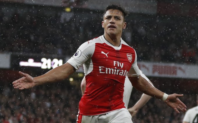 Alexis Sánchezt újabb sztárcsapat vinné