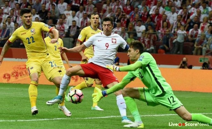 Románia megőrült: rajtunk röhögtek, majd Lewandowski megerőszakolta őket