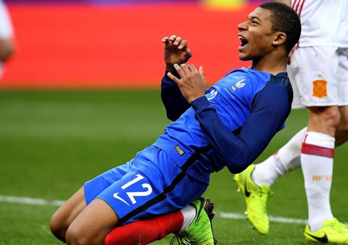 Párizst góllal köszöntötte Mbappé