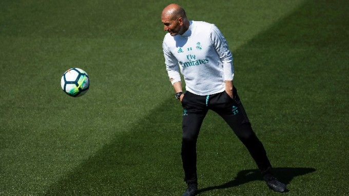 Zidane kéréssel fordult a Real Madrid híveihez