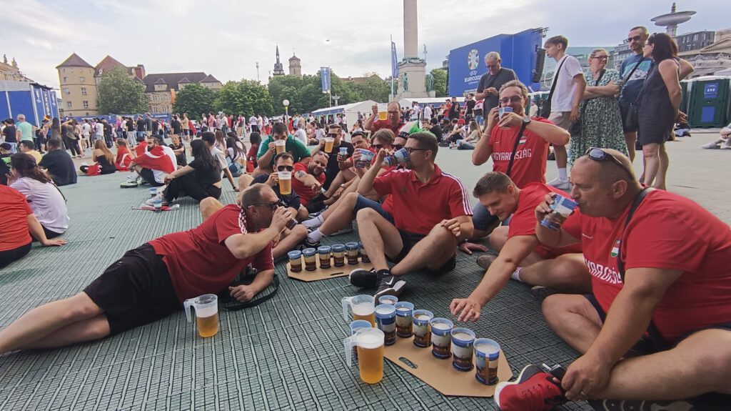 magyar szurkolók Stuttgart