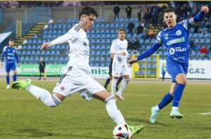 A Tatabánya meglepetésgyőzelmet aratott a Vasas ellen, a mérkőzést balhé is kísérte.