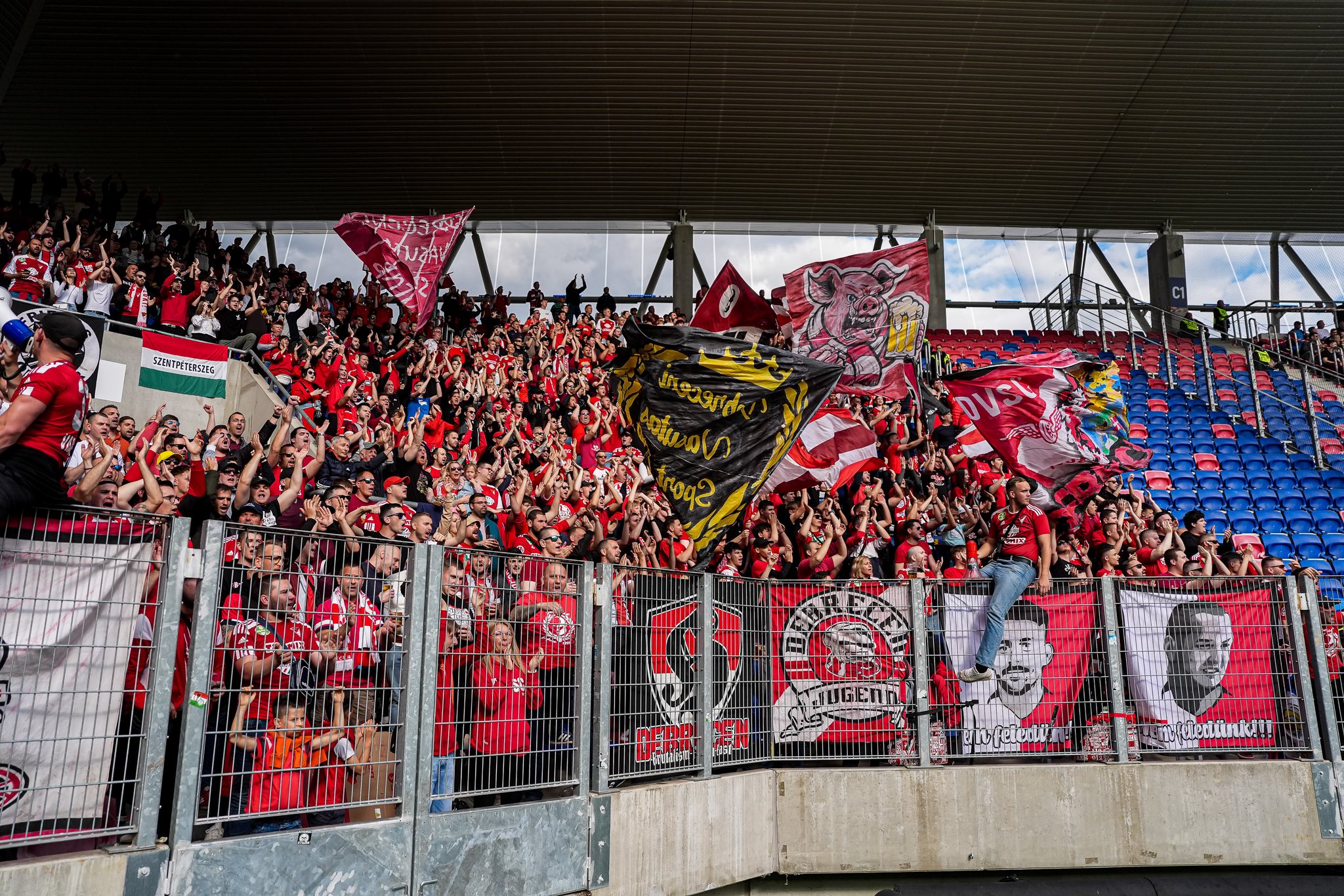A DVSC, a Vasas és a Honvéd mellett a két újoncot is megbüntette az MLSZ