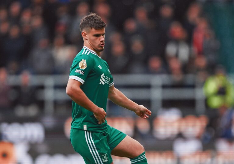 Nem kímélte Carragher Kerkezt